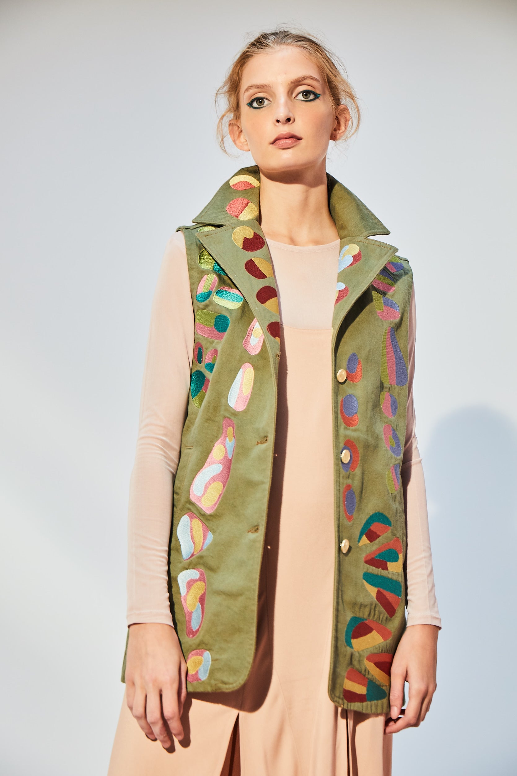 Renkli İNakışlı Gömlek Yaka Kolsuz Yelek