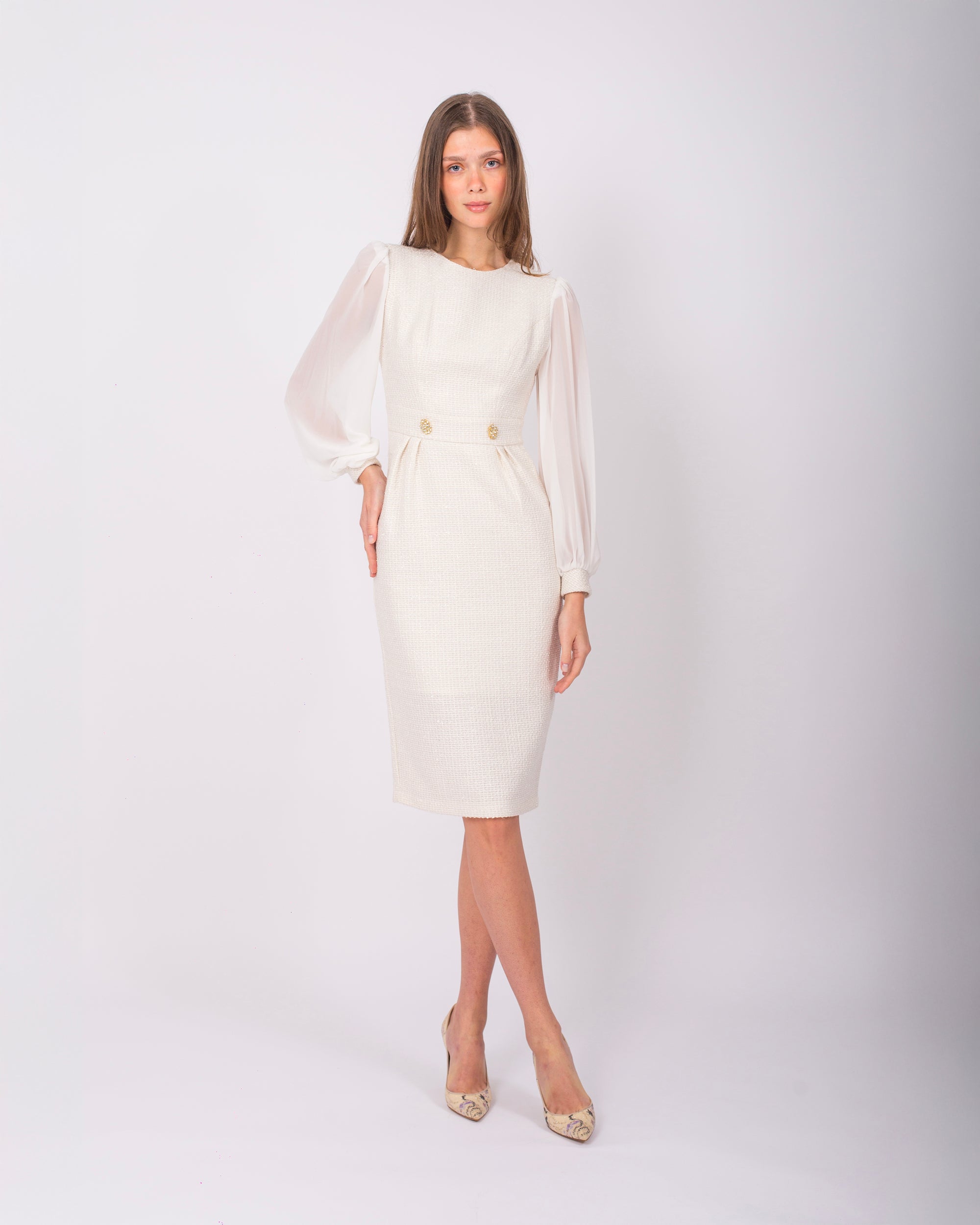 Yuvarlak Yaka Taş Detaylı Kolları Şifon Elbise