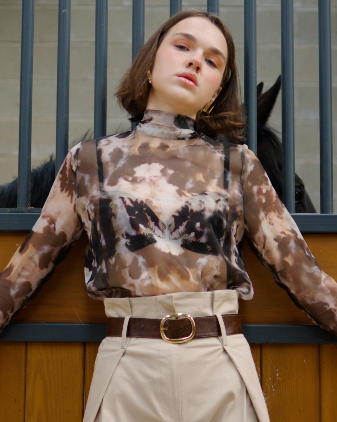 Ön Detay Kemerli Pantolon