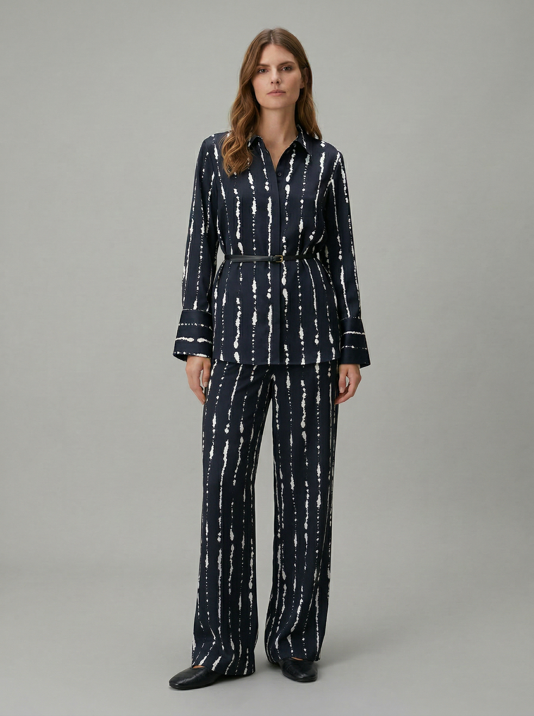 Gömlek Yaka Önü Düğmeli Bluz-Pantolon Takım