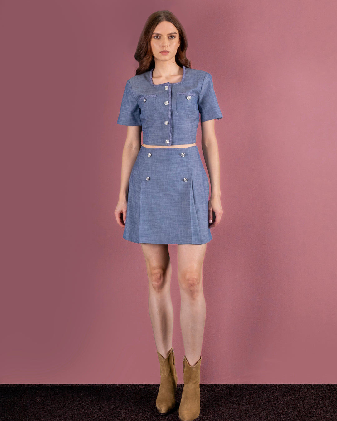 Düğme Detaylı Yakası İşlemeli Crop Ceket-Etek Takım