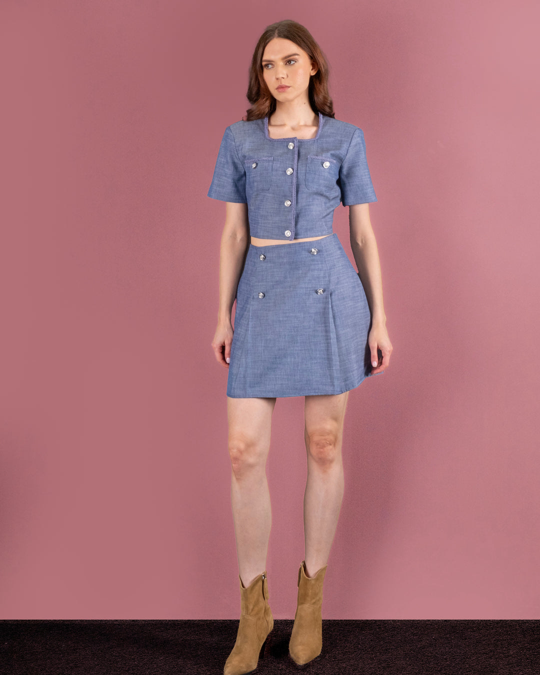 Düğme Detaylı Yakası İşlemeli Crop Ceket-Etek Takım