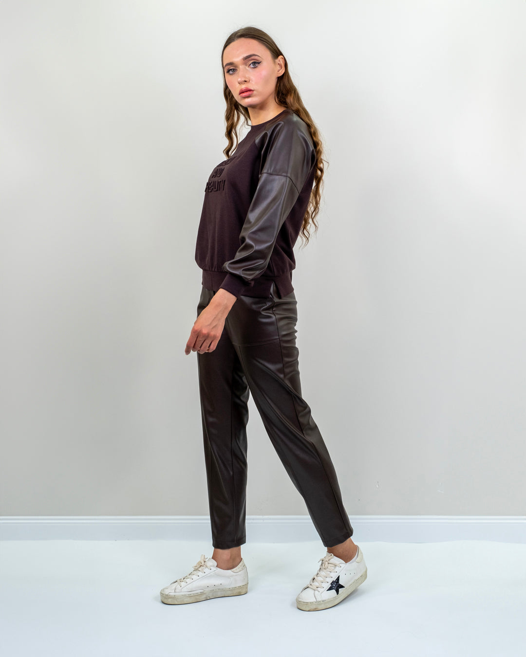 Yuvarlak Yaka Kolları Deri Sweatshirt - Pantolon Takım