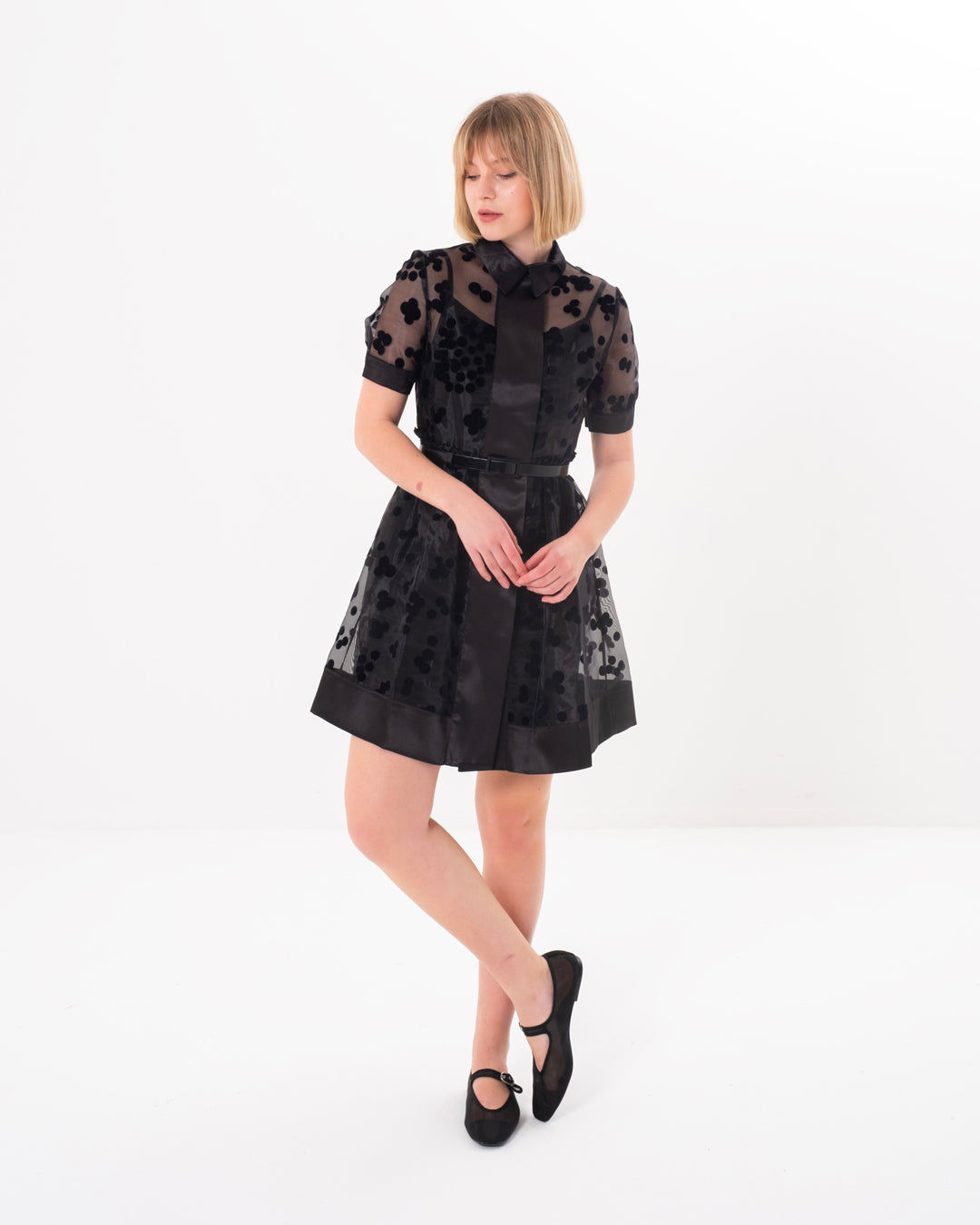 Gömlek Yaka İçi Astarlı Kısa Kol Elbise