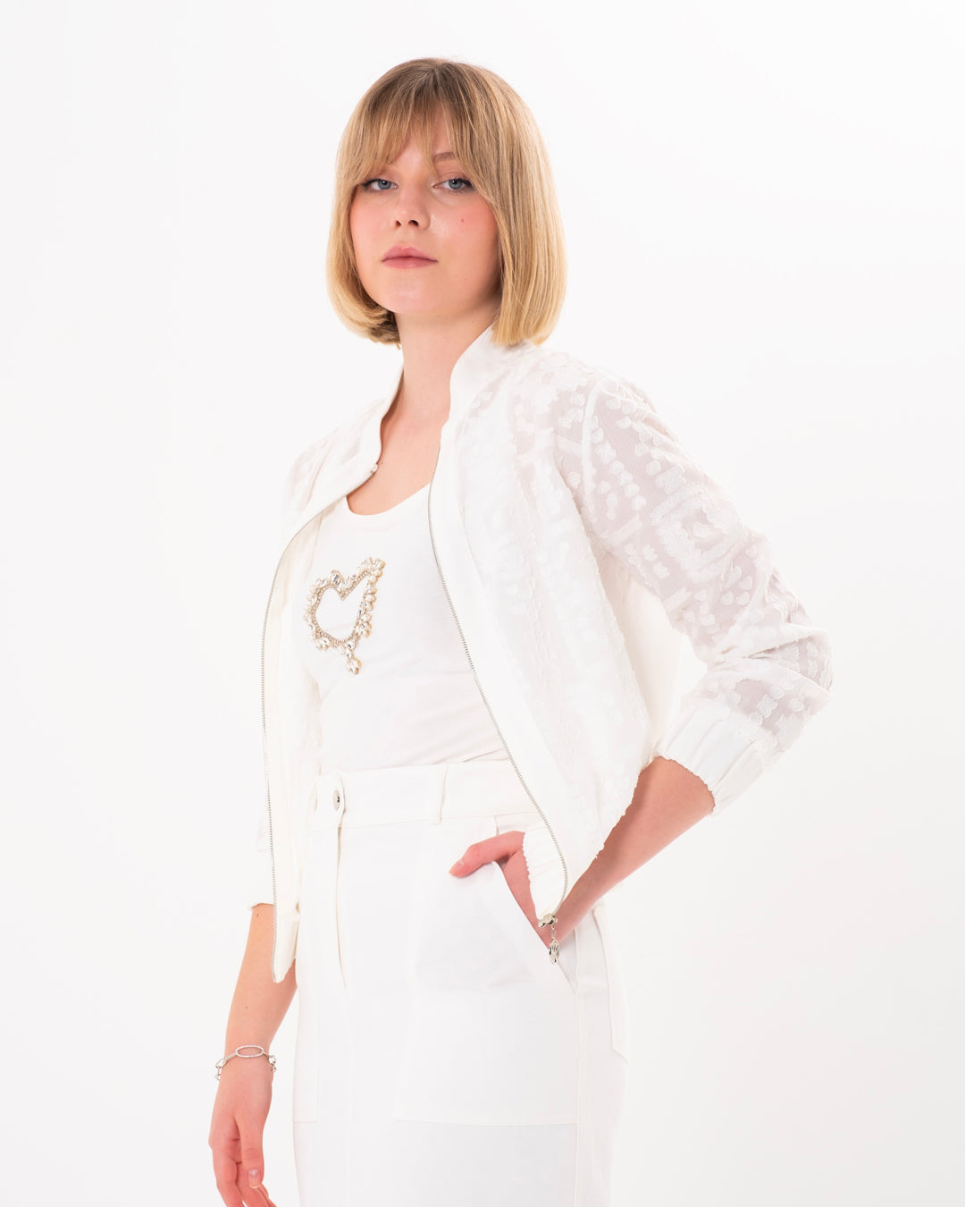 Önü Fermuarlı, Kolları ve Beli Lastikli Ceket-Atlet-Etek (Üçlü) Takım