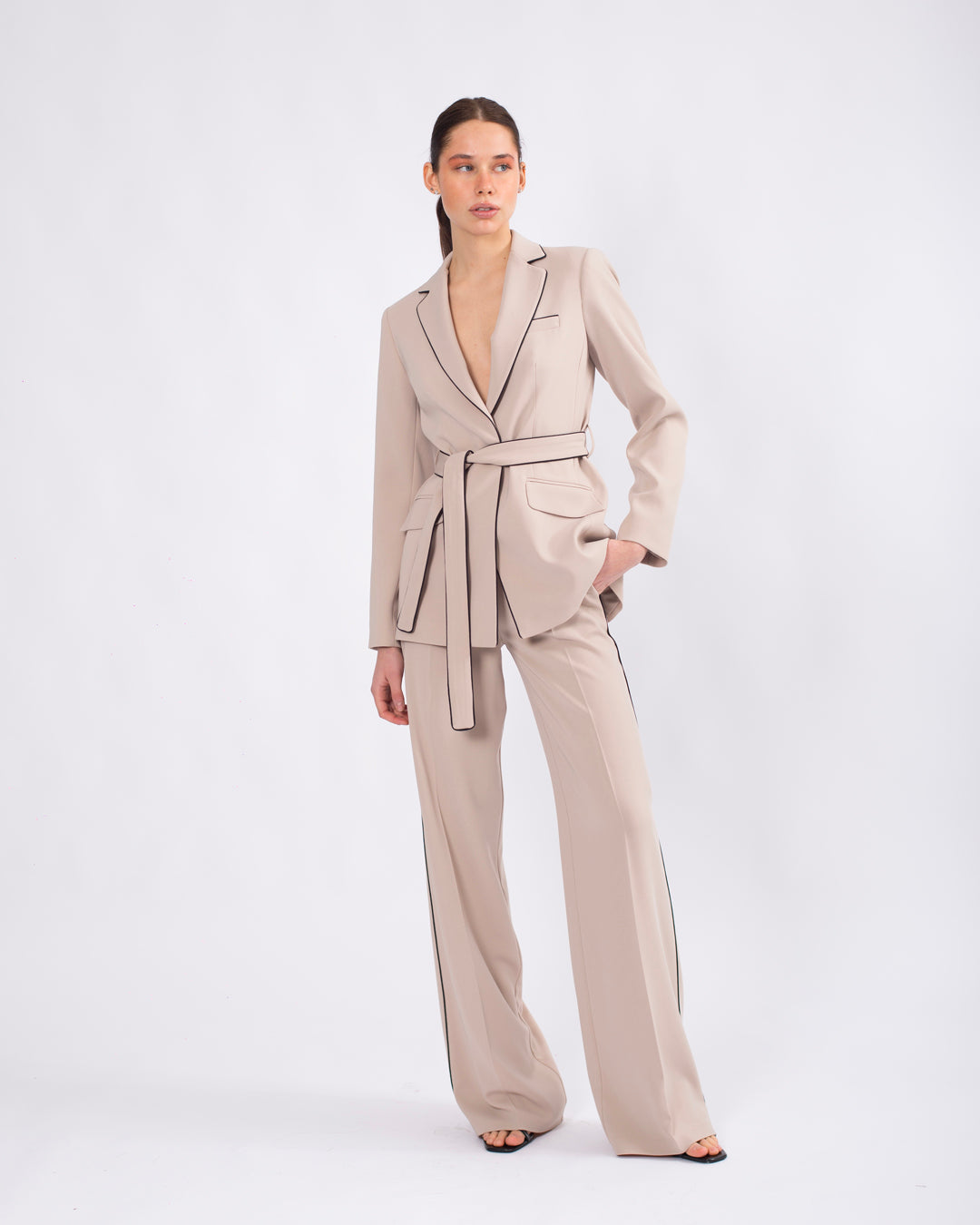 Cool Shine Beli Kuşaklı Siyah Şeritli Takım