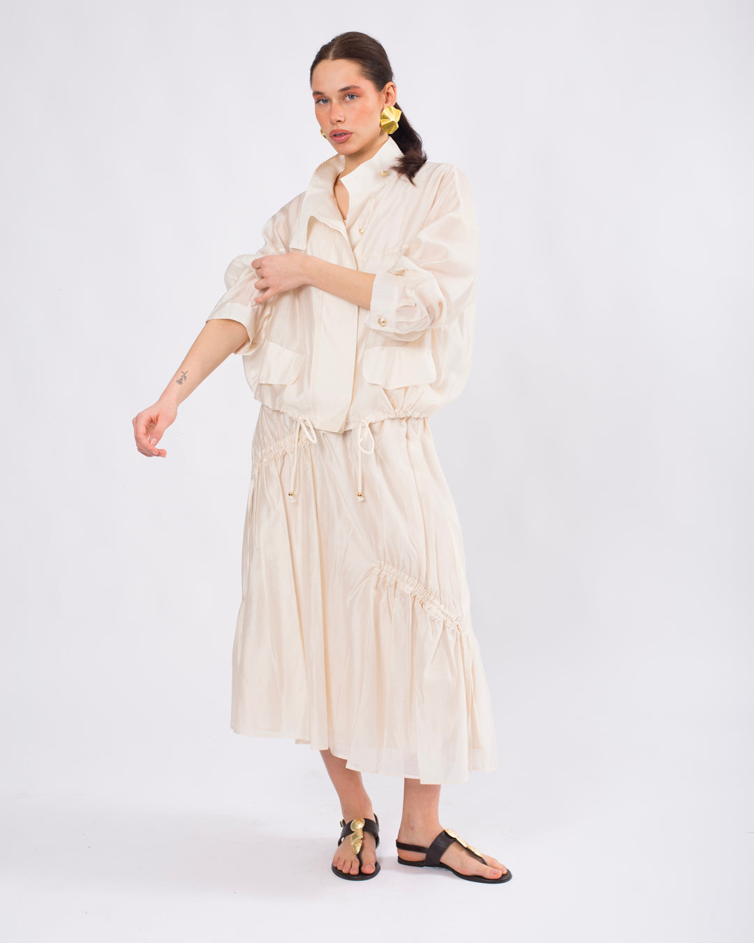 Yaka Detaylı Önü Düğmeli Oversize Ceket-Atlet-Beli Lastikli Etek Takım