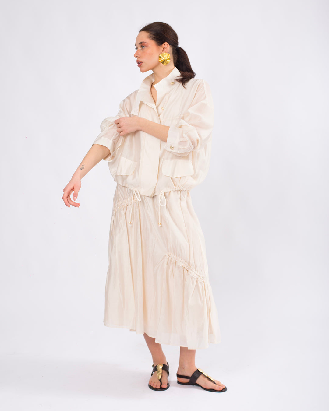 Yaka Detaylı Önü Düğmeli Oversize Ceket-Atlet-Beli Lastikli Etek Takım