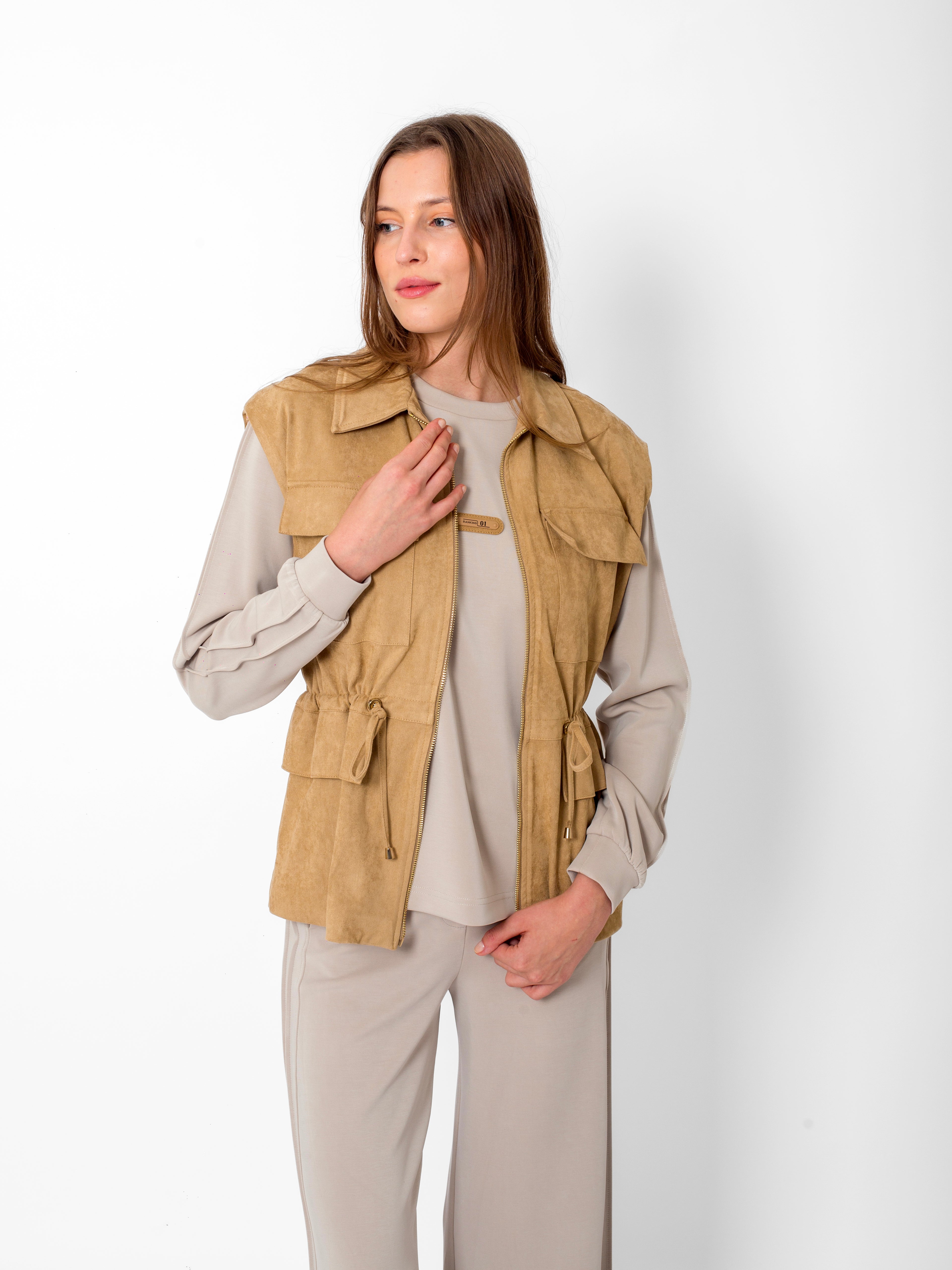 Gömlek Yaka Süet Yelek-Sweatshirt-Beli Lastikli Pantolon Takım