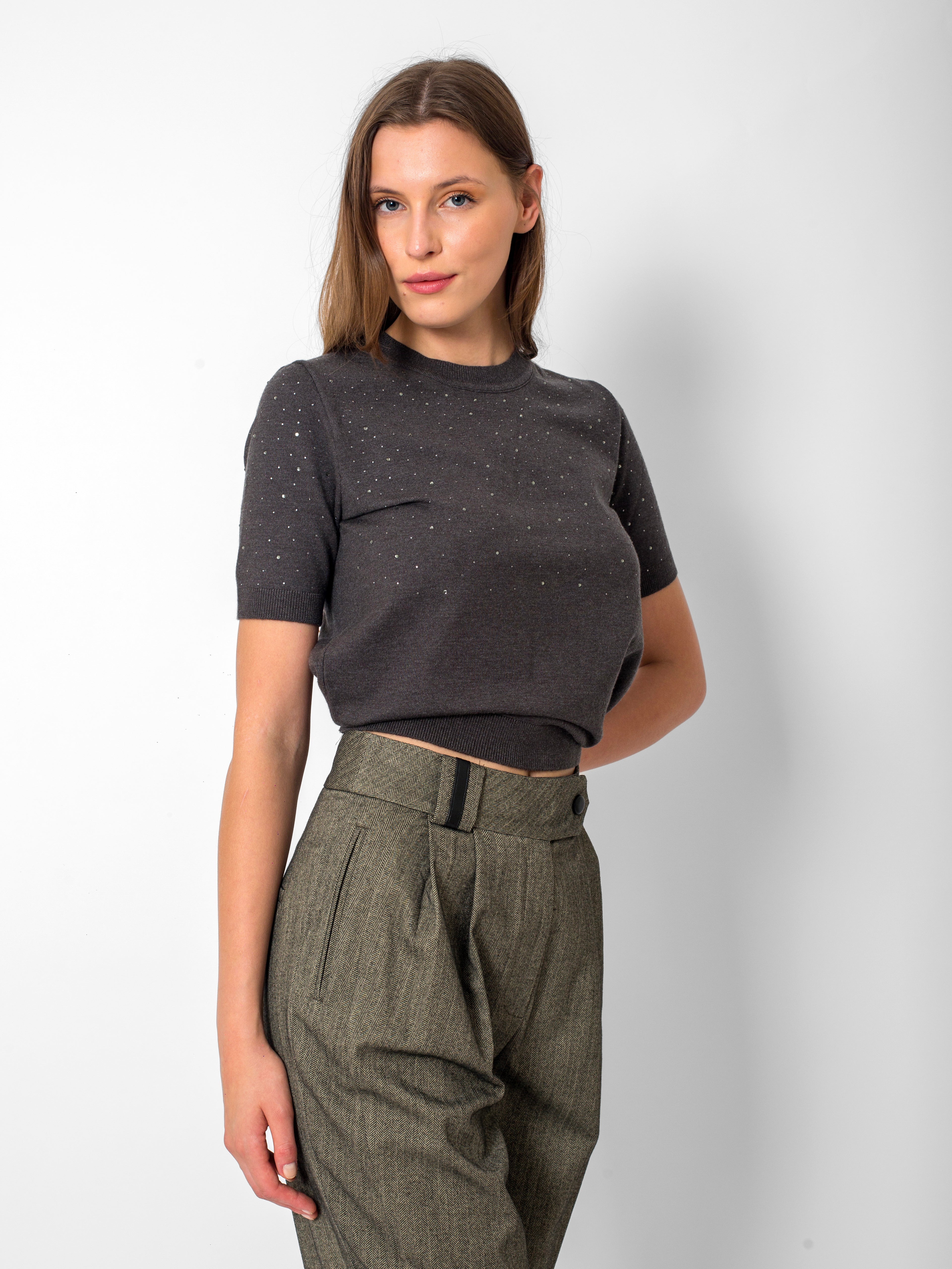 Beli Düğme Detaylı Önü Pilili Balıksırtı Pantolon