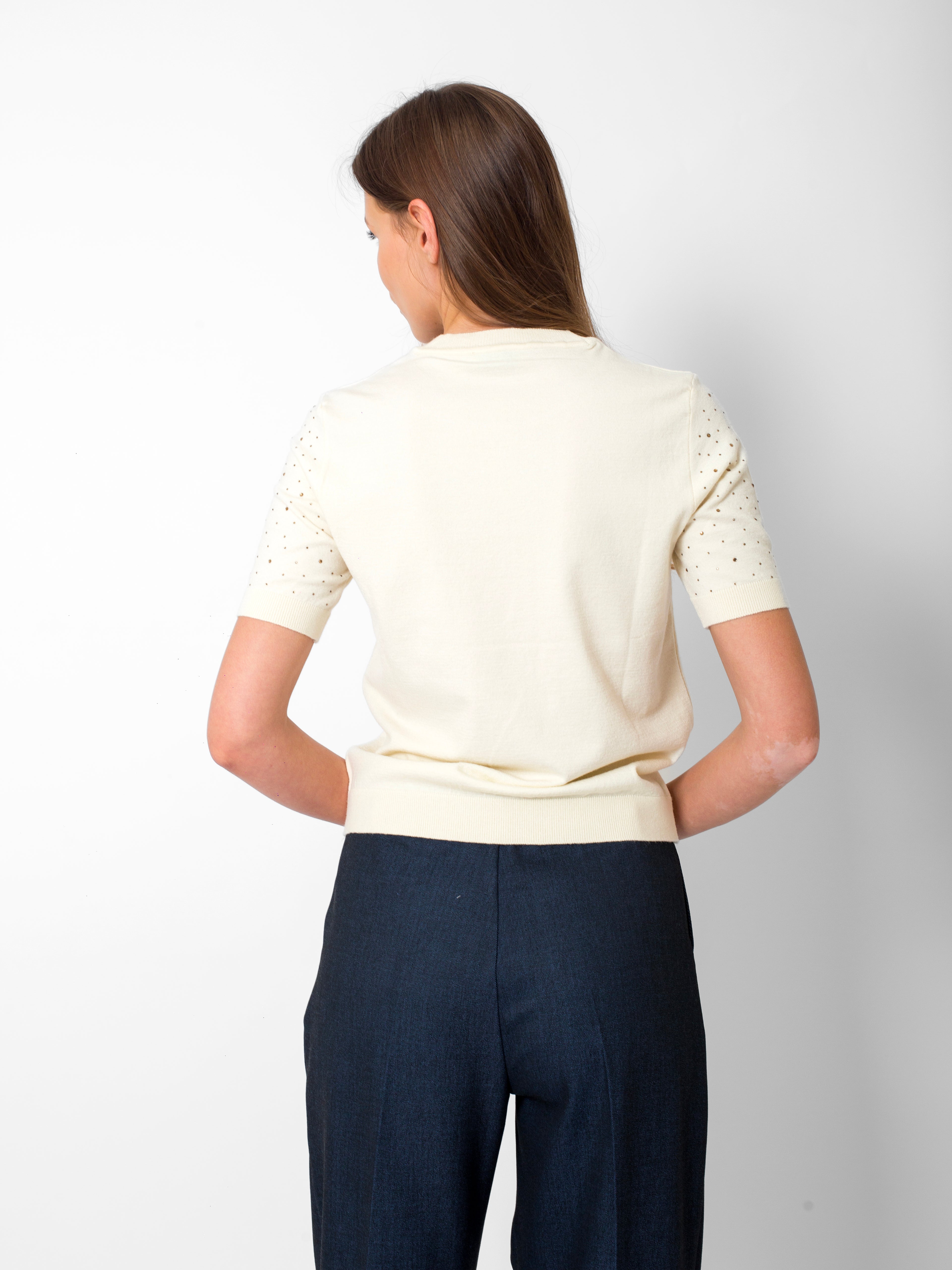 Yuvarlak Yaka Serpme Taşlı Kısa Kollu Triko Bluz