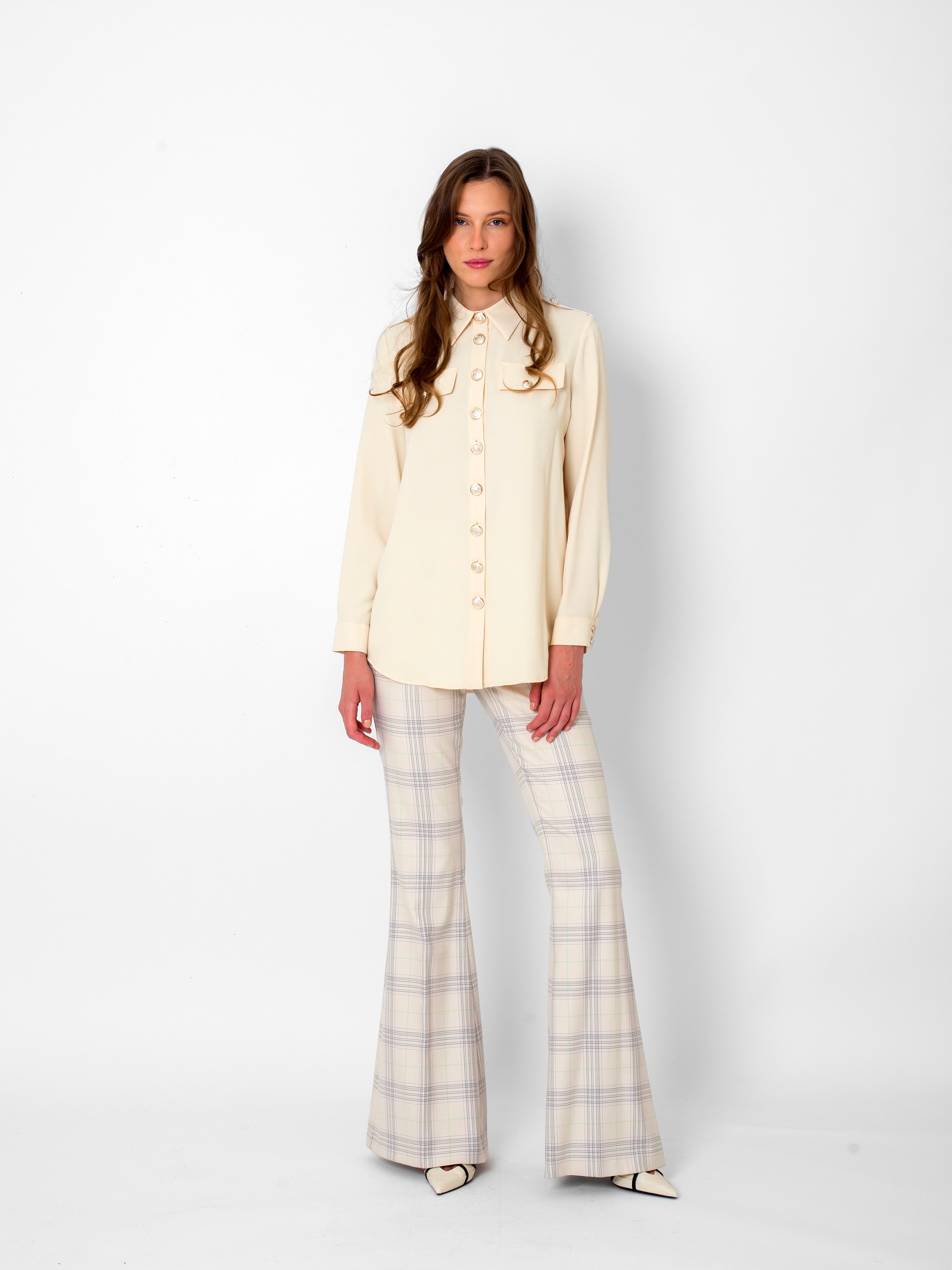 Gömlek Yaka Önü Düğme Detaylı Cep Aksesuarlı Bluz