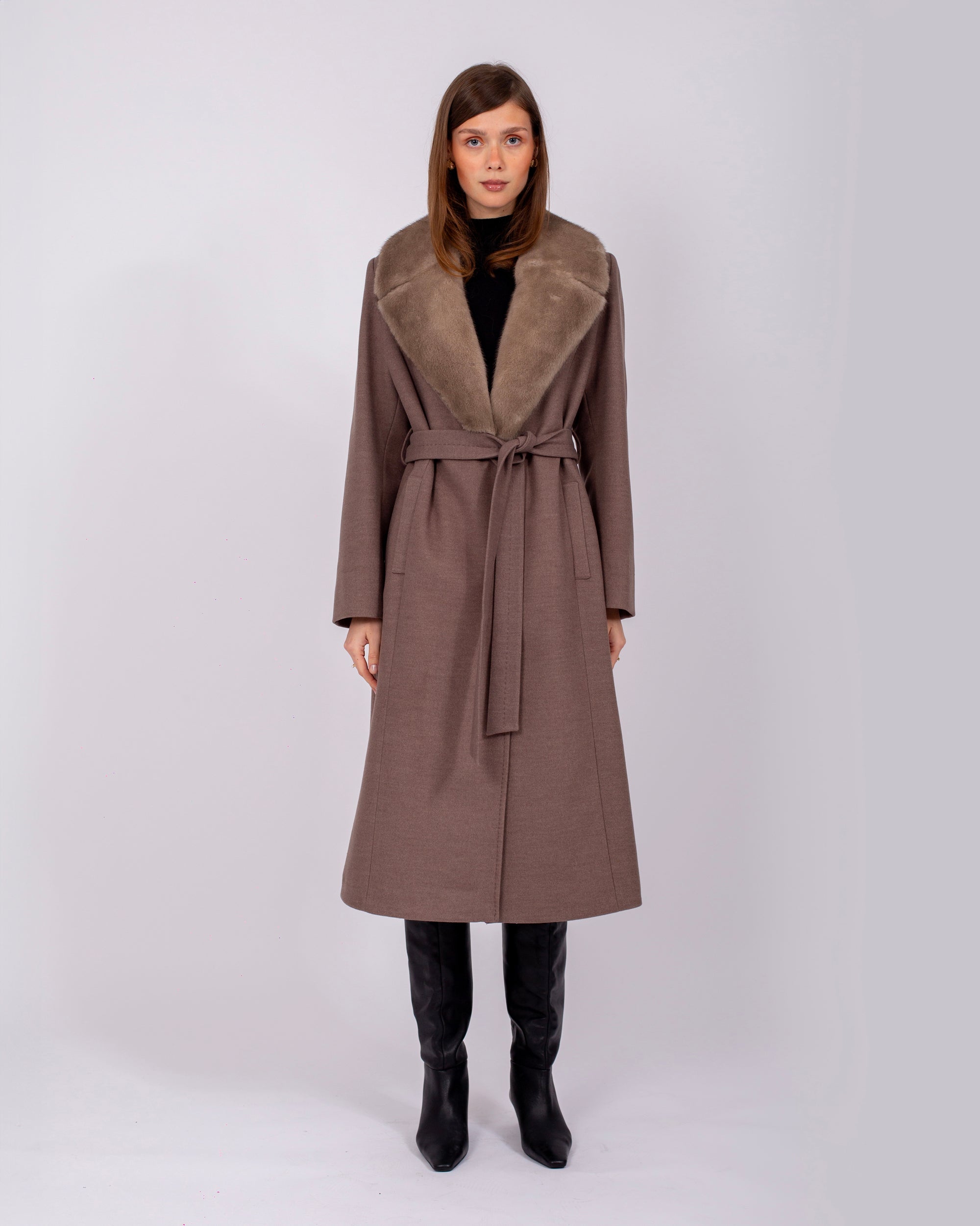 Yakası Vizon Kürklü Kemerli Cashmere Kaban