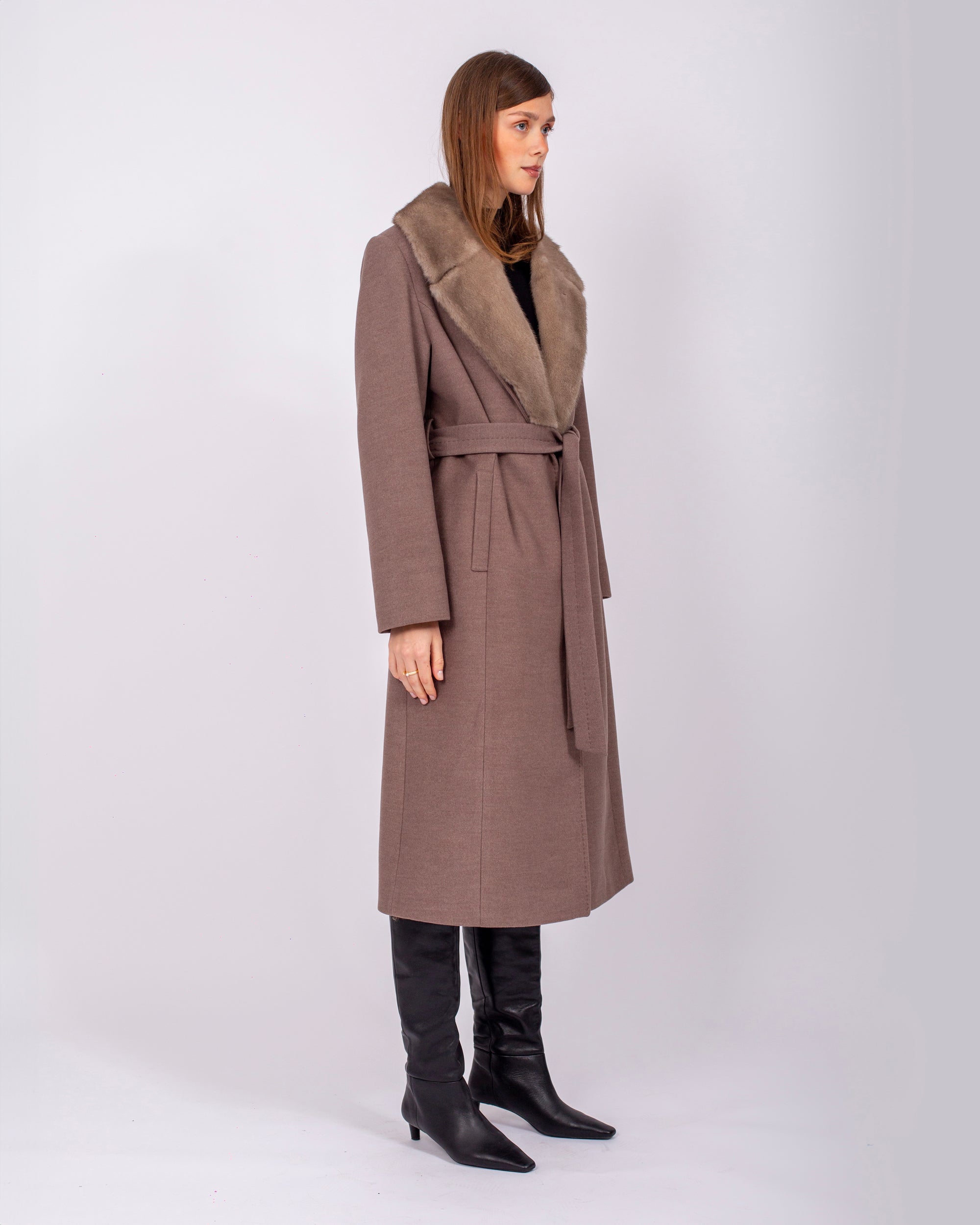 Yakası Vizon Kürklü Kemerli Cashmere Kaban