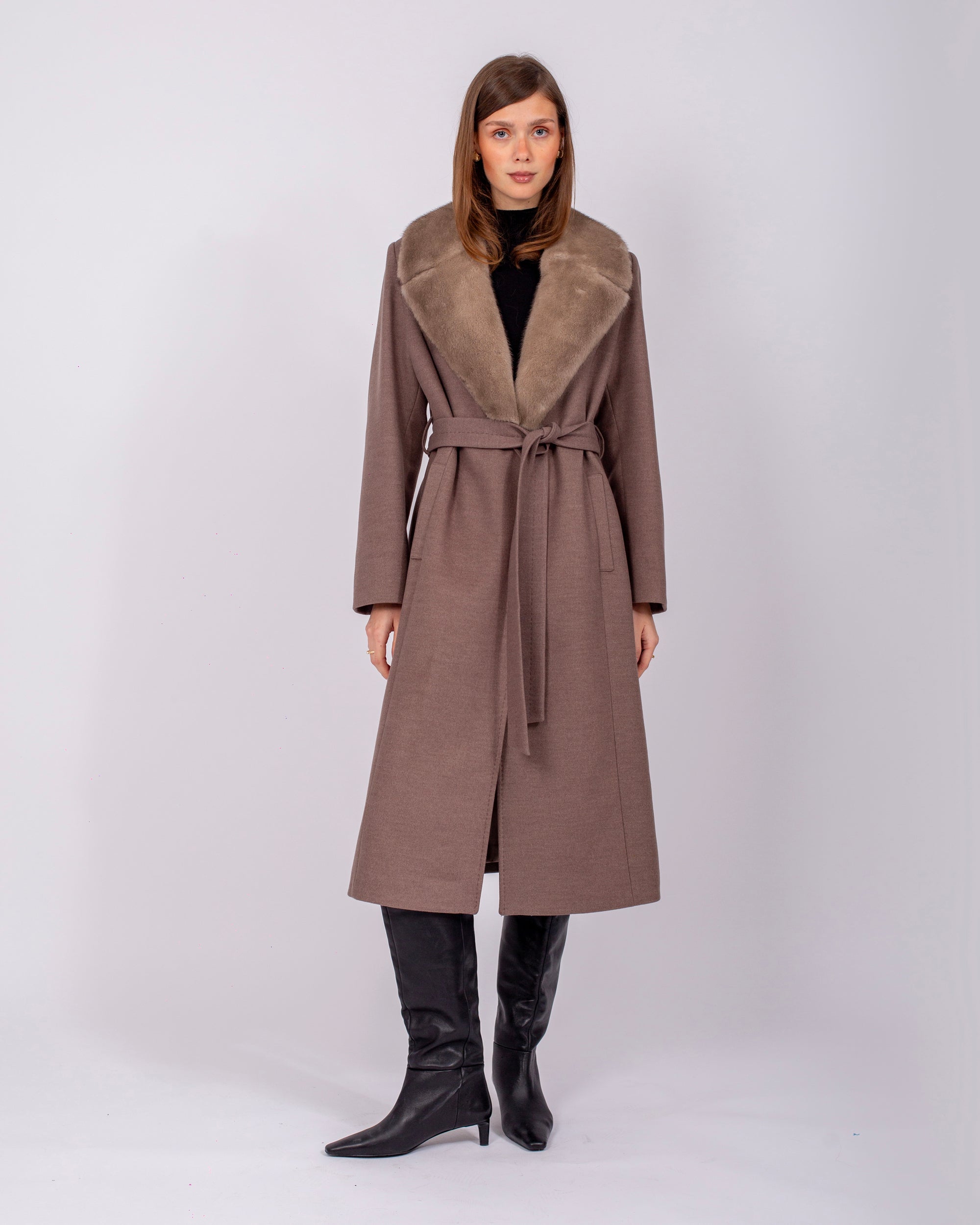 Yakası Vizon Kürklü Kemerli Cashmere Kaban