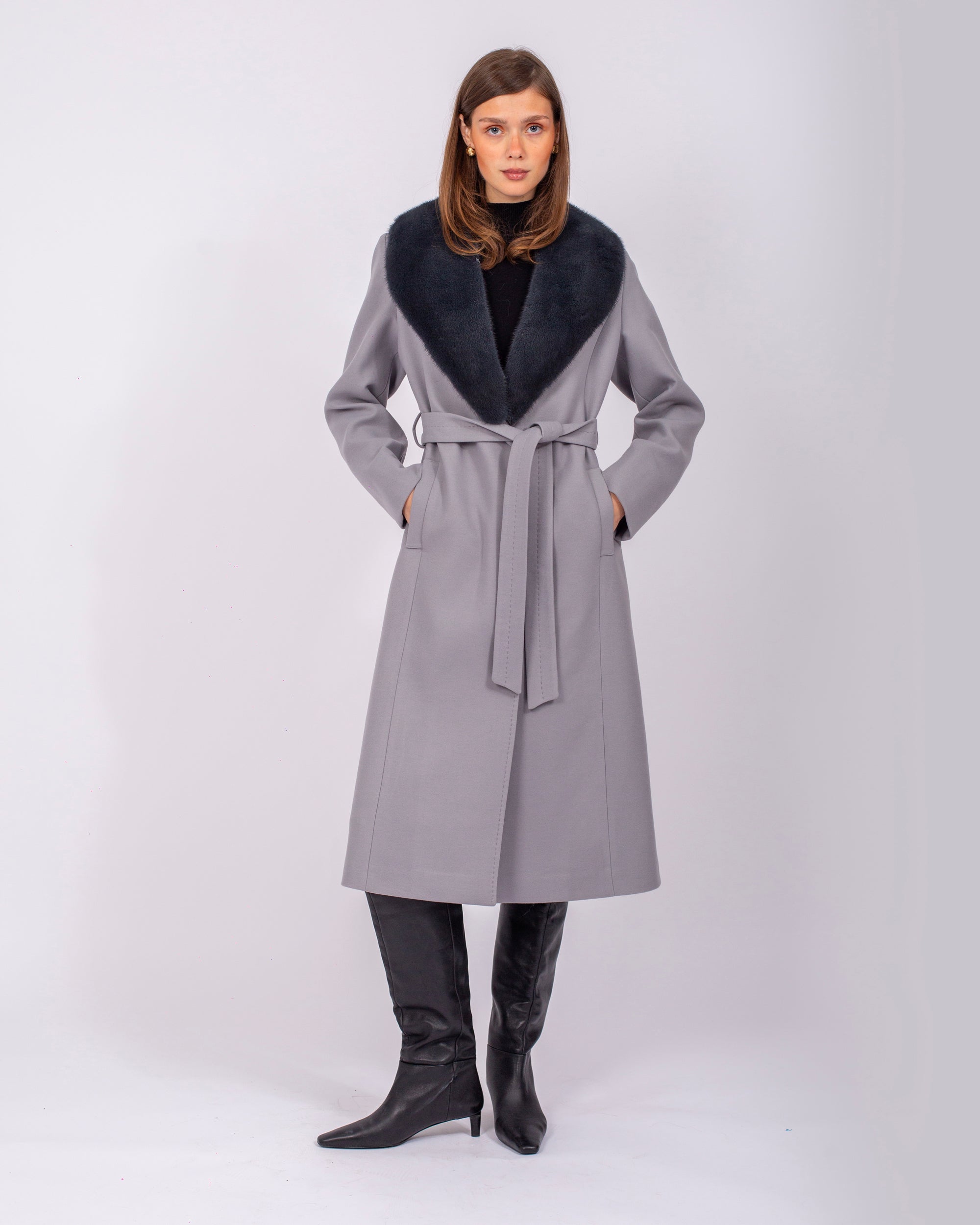 Yakası Vizon Kürklü Kemerli Cashmere Kaban