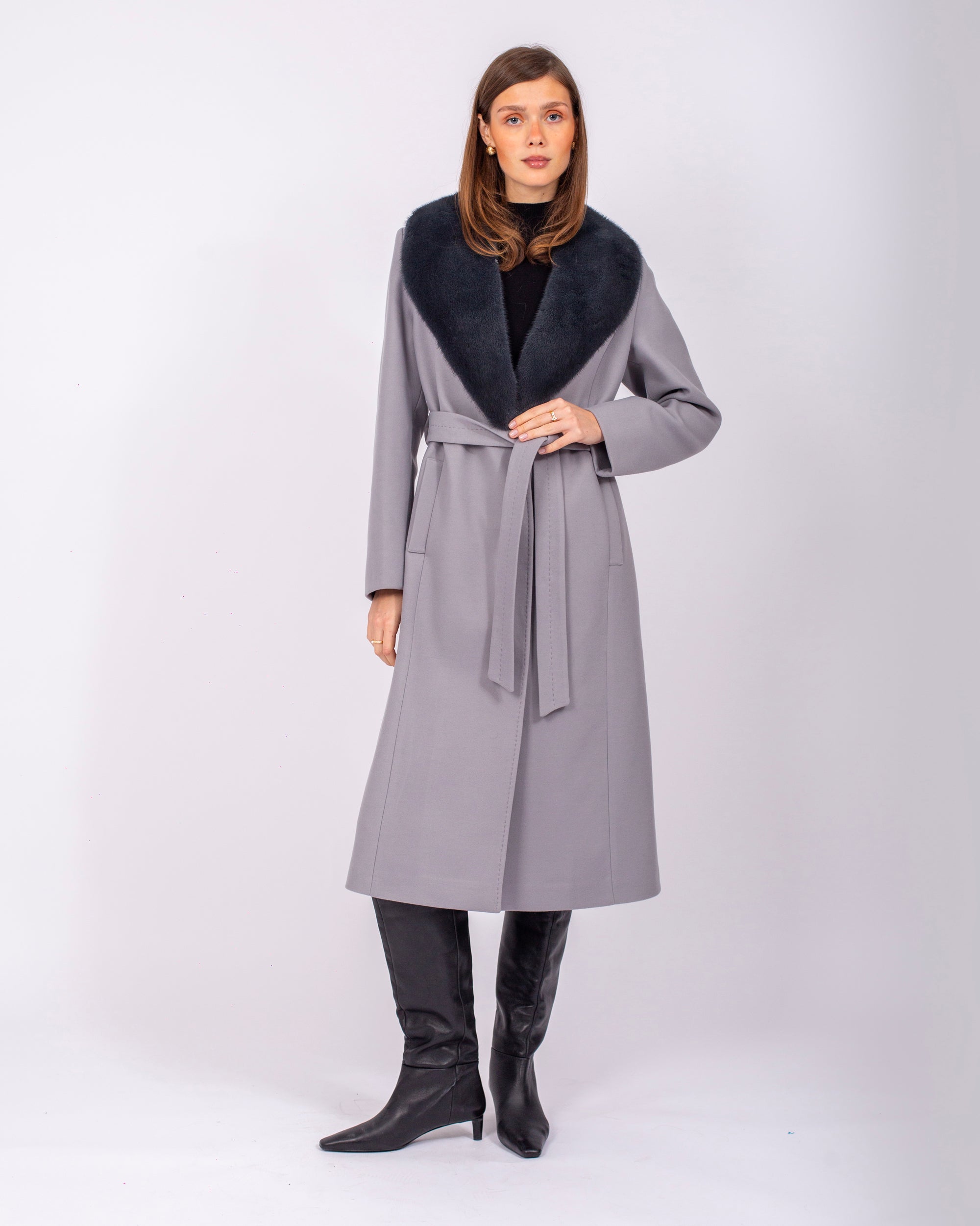 Yakası Vizon Kürklü Kemerli Cashmere Kaban