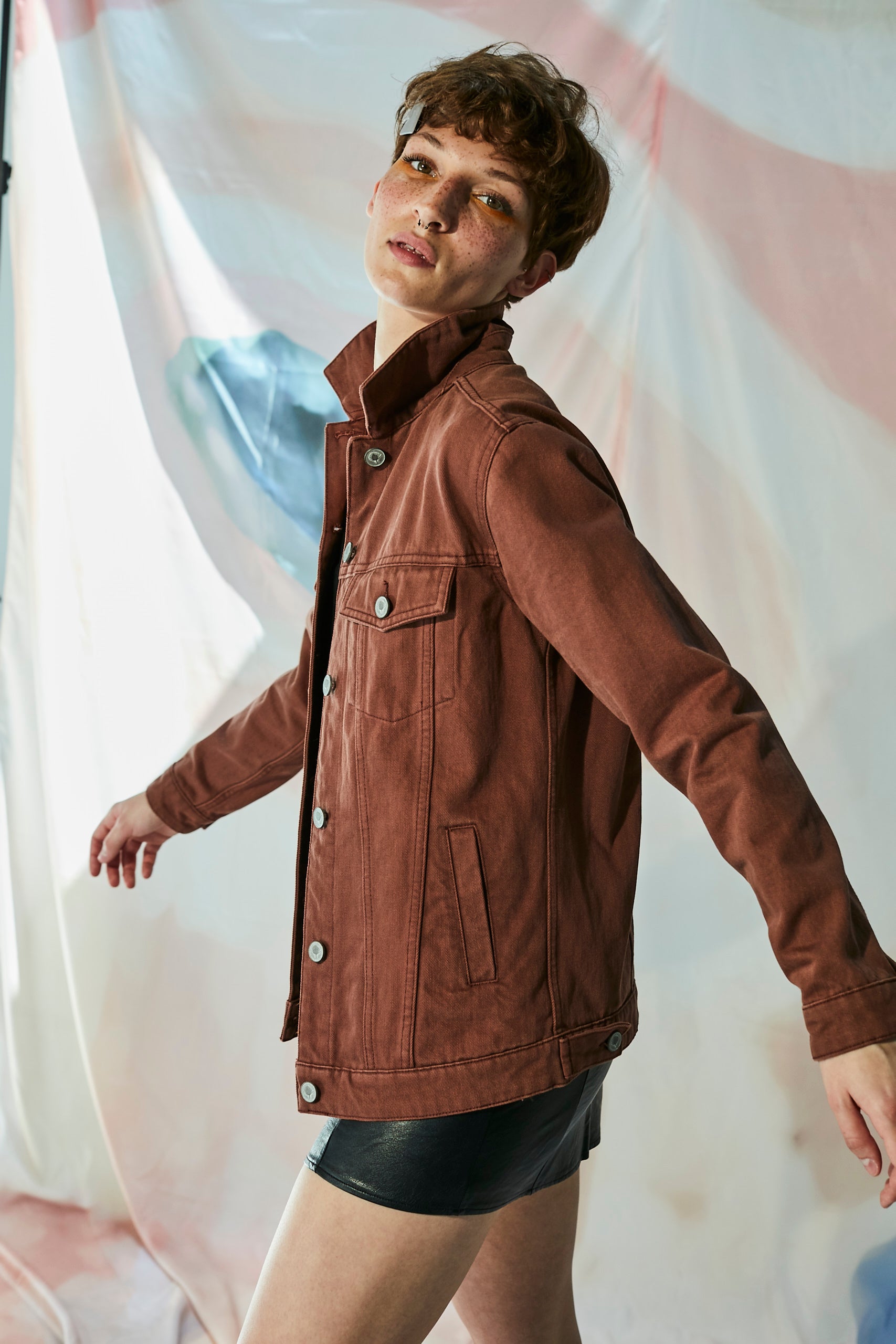 Arka Geometrik  Nakış İşlemeli Uzun Ceket